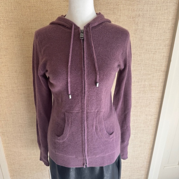 Burberry London Lilac Cashmere Zip Up Hoodie Sweater - Sz M - Picture 1 of 6